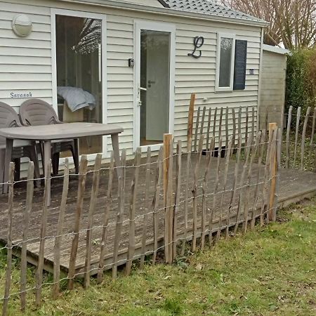 Luxueuze Stacaravan 4Pers Met Terras En Tuintje Bredene Exteriér fotografie